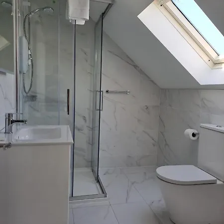 St Bridget's Lägenhetshotell 4*