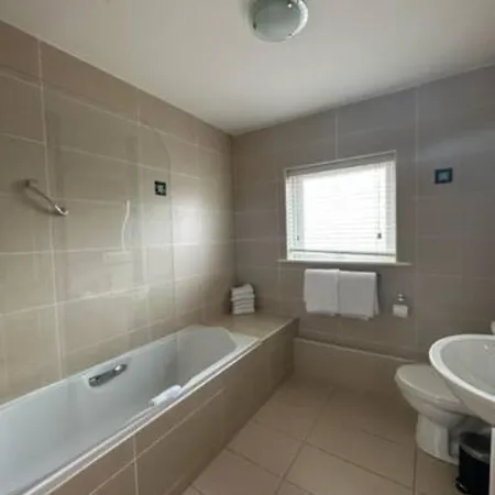 St Bridget's Lägenhetshotell Galway